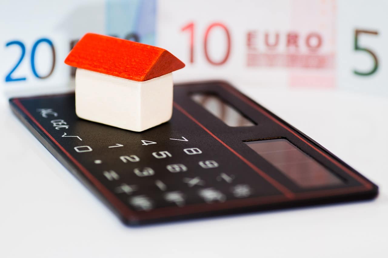 Obligación de contratar Seguro de hogar con la hipoteca Zalba Caldú