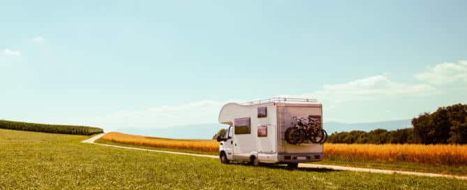 Diferencias entre acampar y pernoctar con autocaravana y camper