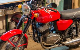 ¿Qué ITV y seguro necesitas para tu moto clásica?